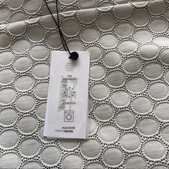 NWT Light grey pencil skirt. Size petite small - Picture 5 of 10